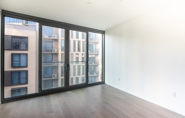 Building Photo - 1000 Auahi St