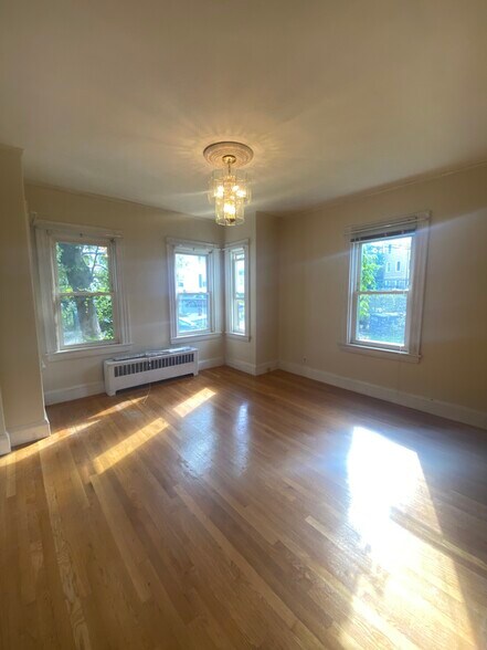 Building Photo - 23 Harrison St