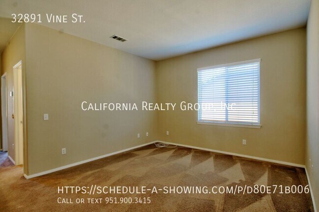 Building Photo - 32891 Vine St