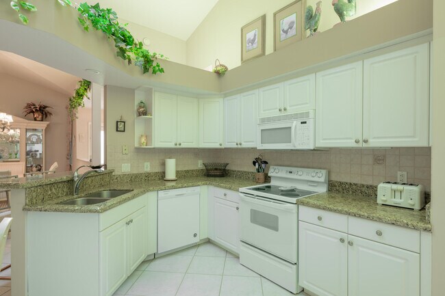 Building Photo - 4139 NE Moon River Cir