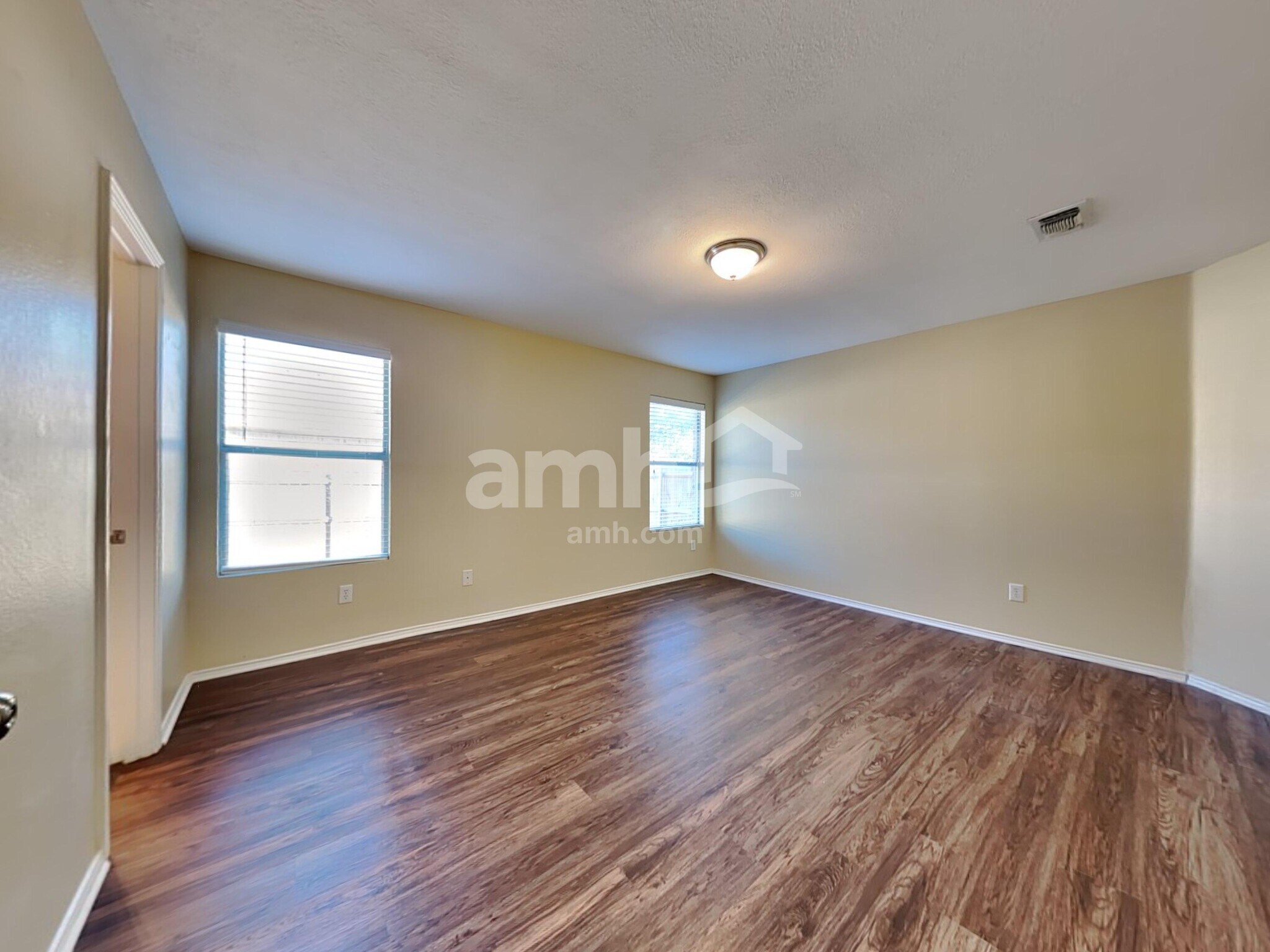 Building Photo - 1514 Lonesome Dove Trail