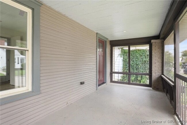 Building Photo - 226 Sloemer Ave