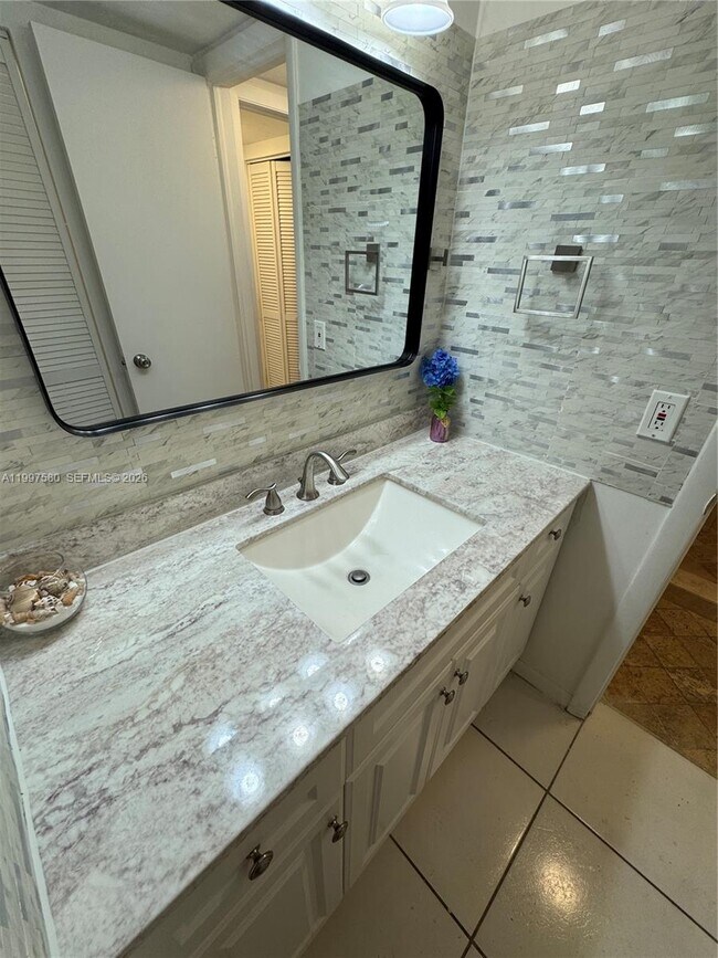 Building Photo - 6150 NW 62nd St