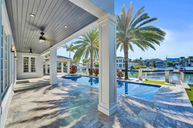 Building Photo - 1744 SE 9th St