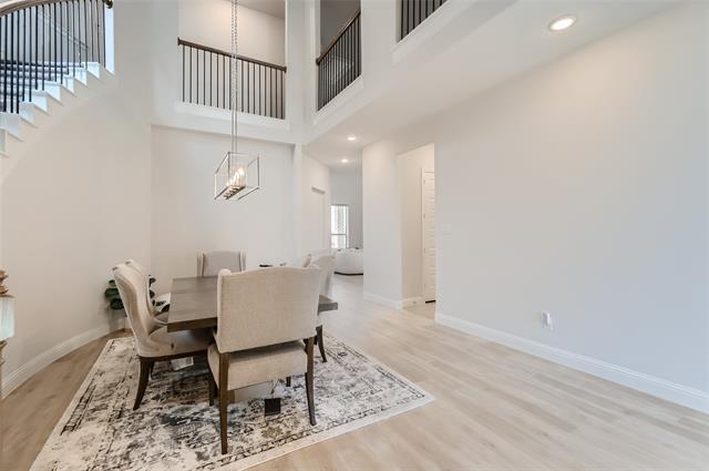 Building Photo - 440 Desert Willow Dr