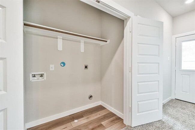 Building Photo - 25508 Starling Ln