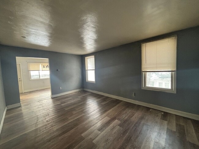 Building Photo - Use Your Tax Return For This Sweetheart of a Deal! This is a Lease-to-Own – Not a typical rental.