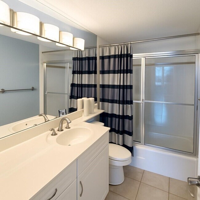 Building Photo - 1000 Spanish River Rd