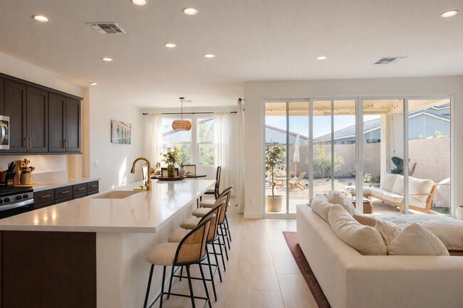 Building Photo - 12091 N San Clemente St