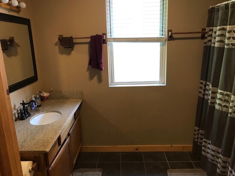 Building Photo - 1920 N Water St