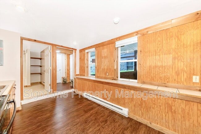 Building Photo - 306 N Potomac St