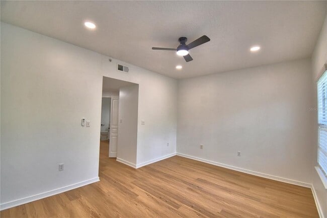 Building Photo - 660 Celebration Ave