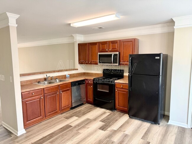 Building Photo - 837 Crestwell Cir