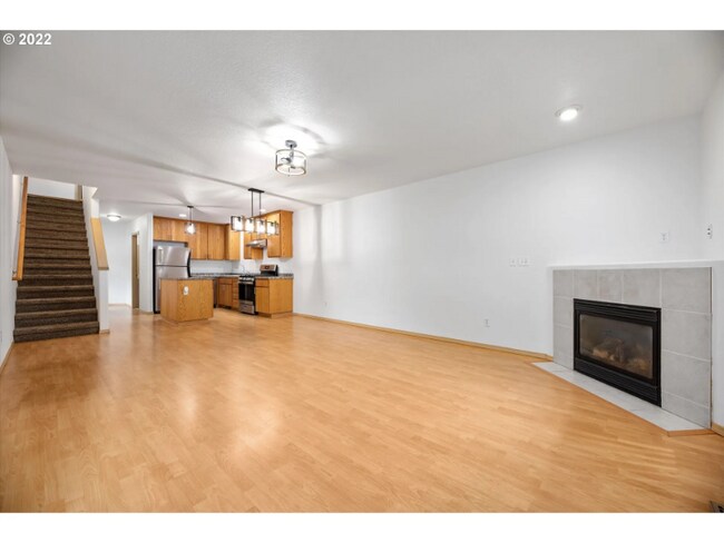 Building Photo - 3552 SE 66th Ave