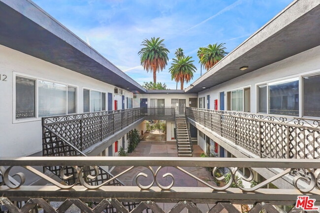 Building Photo - 5555 Carlton Way