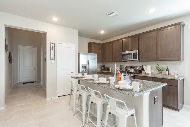 Building Photo - 8723 Arbor Trail Dr