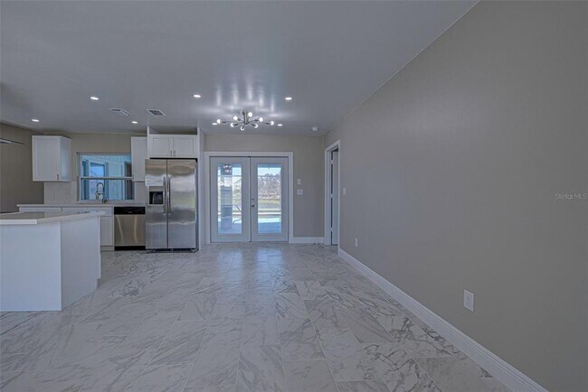 Building Photo - 7379 Snow Dr