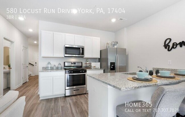 Building Photo - Brand New Townhouses on Locust Run Drive!