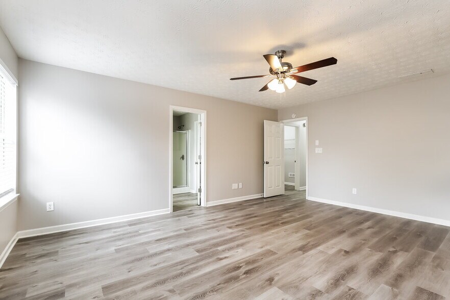 Building Photo - 3208 Bradford Pear Dr