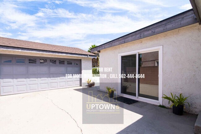 Building Photo - 9415 Linden St