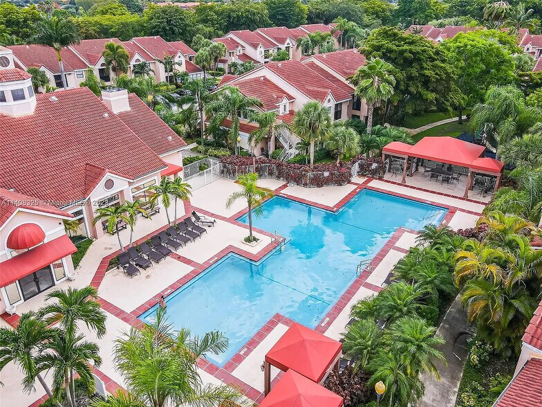 Building Photo - 10441 SW 156th Ct