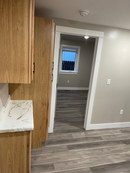 Storage, Bedroom Entry - 503 Colorado St