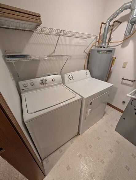 Laundry - 2125 Fincastle Way