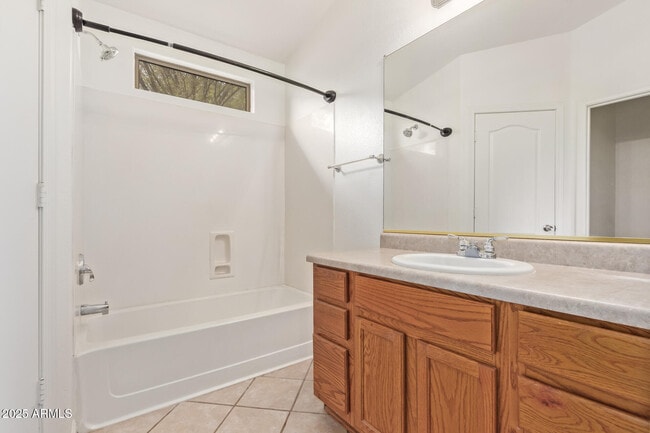 Building Photo - 42346 W Sunland Dr