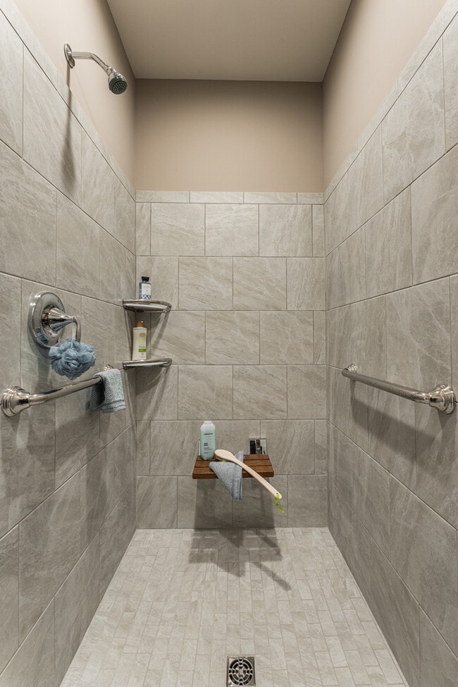 Building Photo - 101 Granite Way