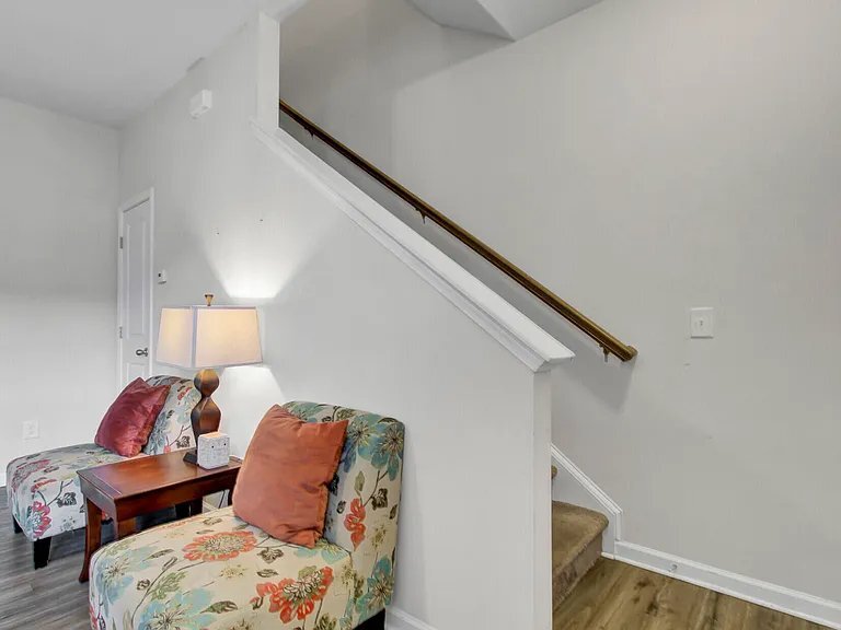 Building Photo - 1052 Lexi Ct