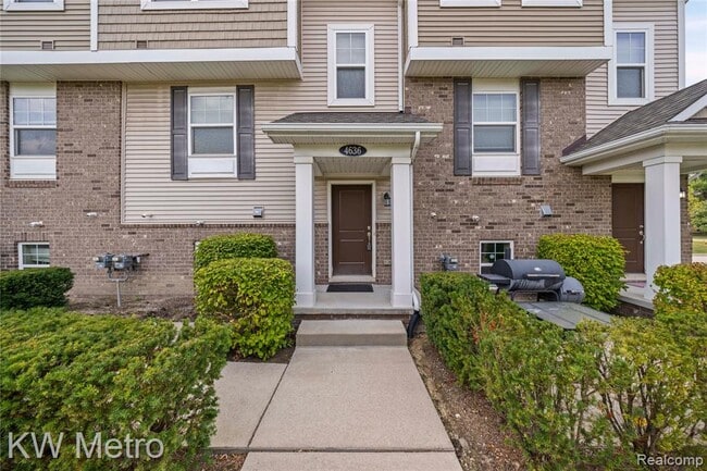 Building Photo - 4636 Bradley Cir