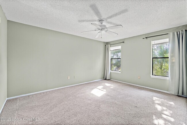 Building Photo - 225 S Tropical Trail