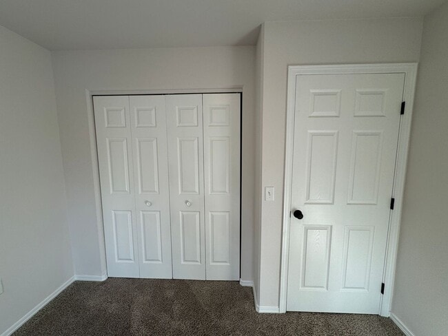 Building Photo - 1733 N Nina Cir