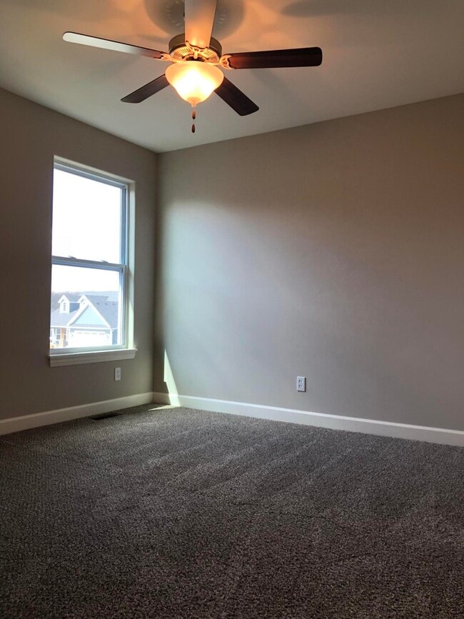 Building Photo - 7414 Pemberton Dr