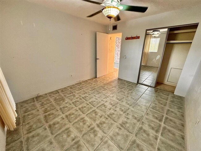 Building Photo - 2434 Australia Way E