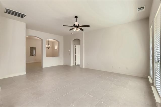 Building Photo - 3216 Creekhaven Dr
