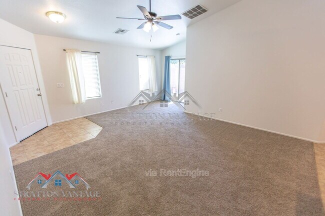 Building Photo - 4149 E Azurite Rd