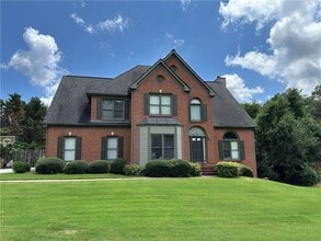Building Photo - 2020 Bentwood Ct