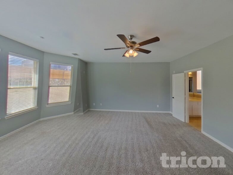 Building Photo - 2107 Parkvista Ct