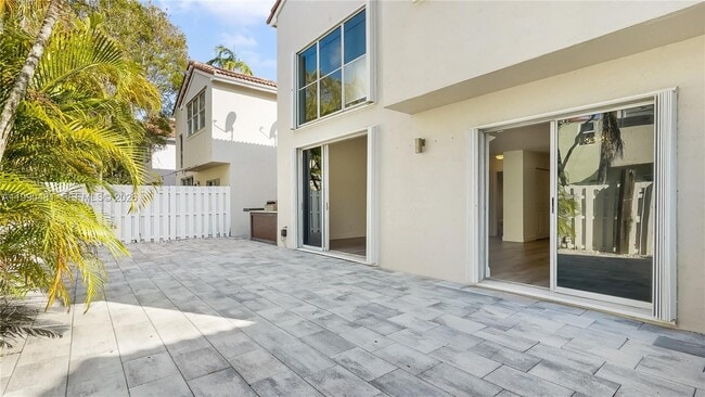 Building Photo - 876 Garnet Cir