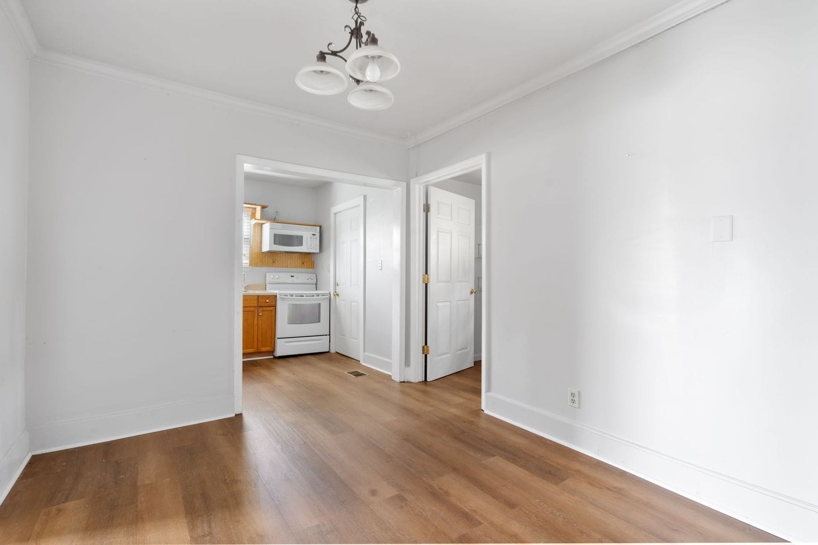 Building Photo - 3601 Cherryton Dr