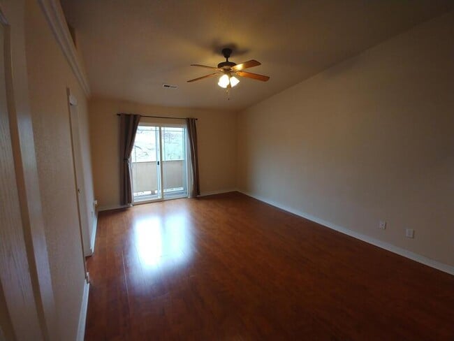 Building Photo - 1415 Madison Ridge Heights