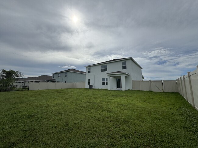 Building Photo - 17448 Harvest Moon Way