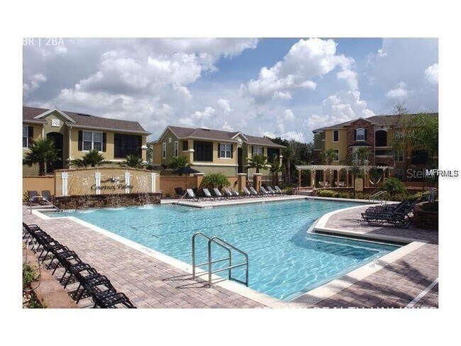 Building Photo - 10105 Courtney Palms Blvd