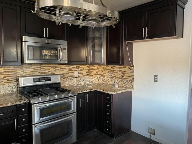 Building Photo - 9125 Sparklewood Ct