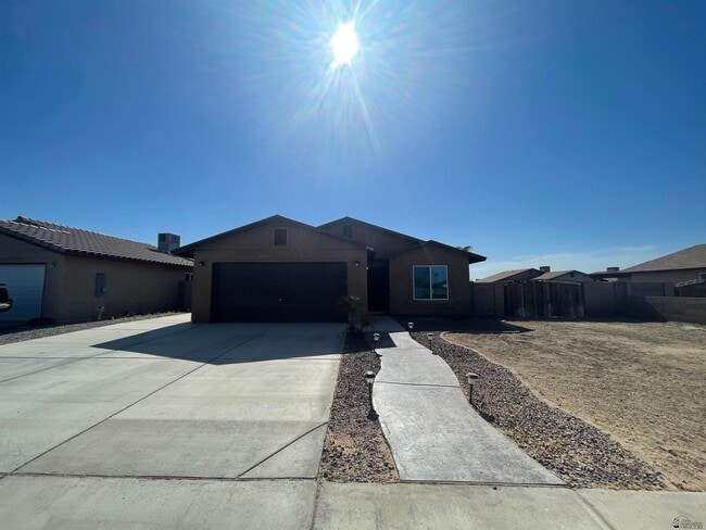 Primary Photo - 3736 S Susannah Dr