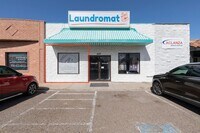 Building Photo - 809 N Ware Rd