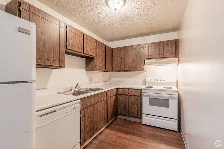 1BR, 1BA - SF - - Prospect Hills Apartments