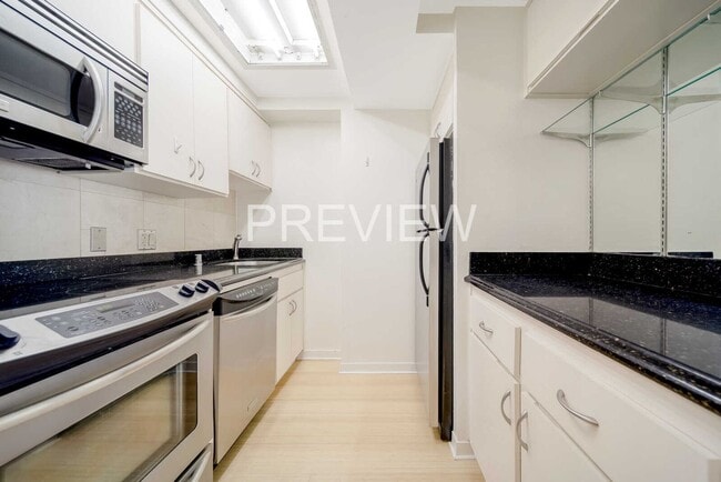 Building Photo - NOB HILL CONDO FOR RENT - $2,200/mo