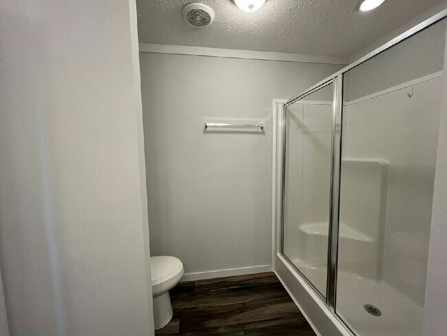Building Photo - 427 Mongoose Ln